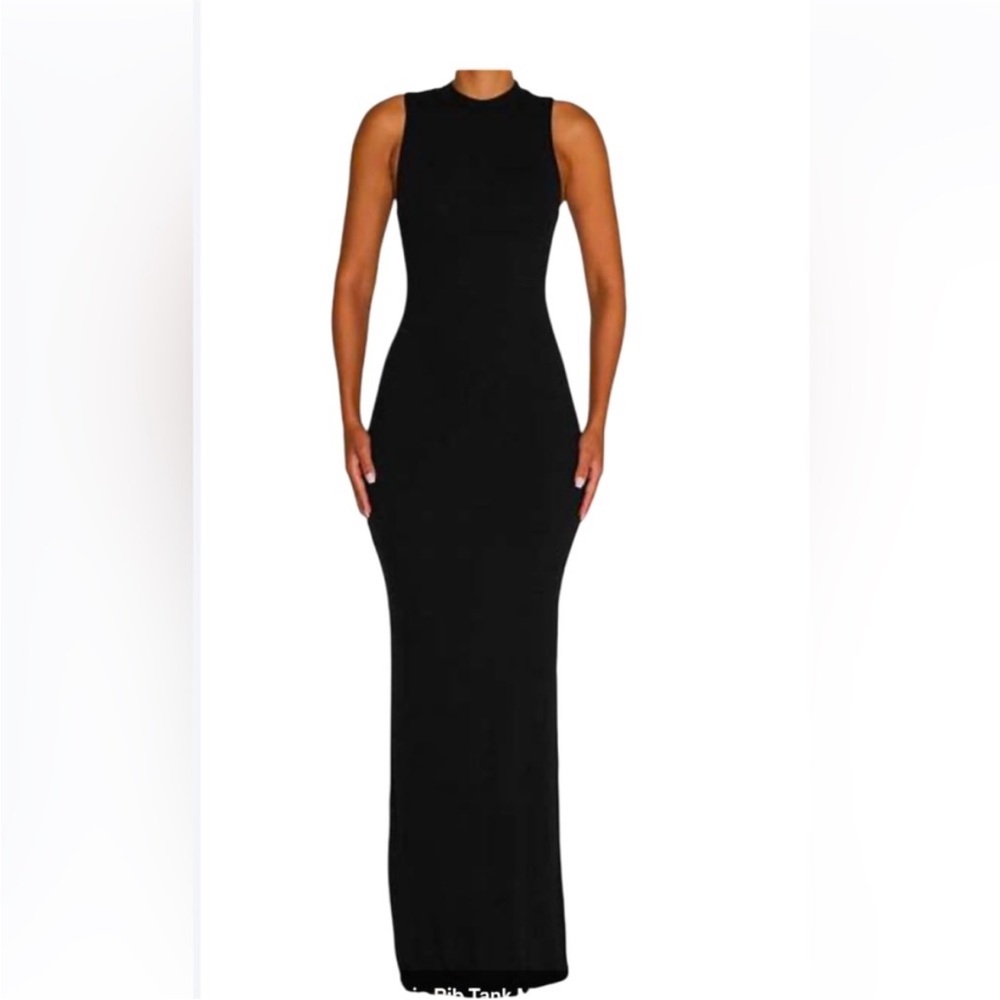 Like New Naked Wardrobe ribbed maxi dress